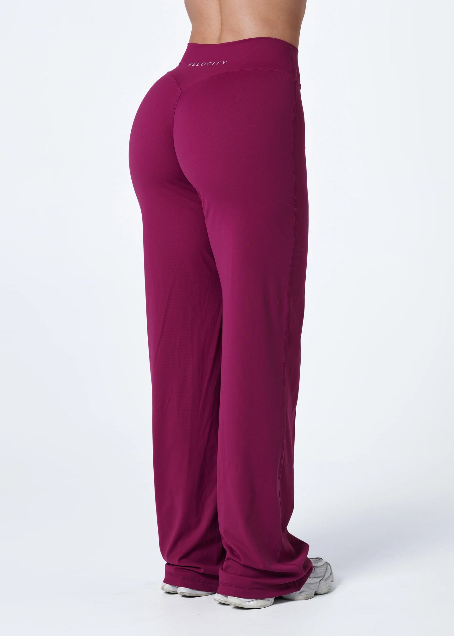 Form straight leg pants